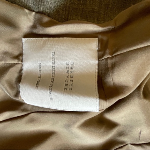 BARNEYS Italian Wool ladies suit Y2K Tan size 8 - Picture 4 of 9